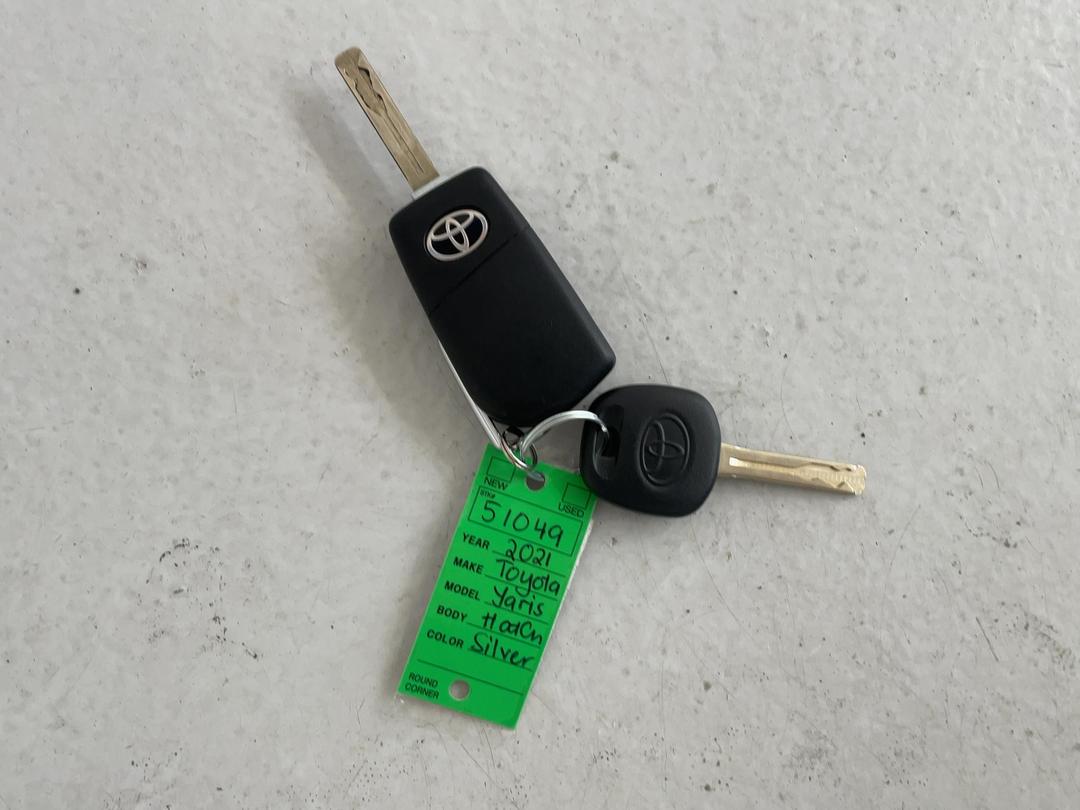 Photo '22' of Toyota Yaris