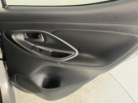 Photo '19' of Toyota Yaris