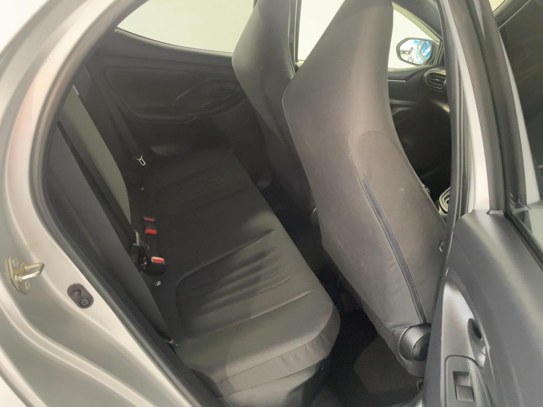 Photo '20' of Toyota Yaris