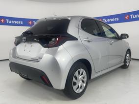 Photo '7' of Toyota Yaris