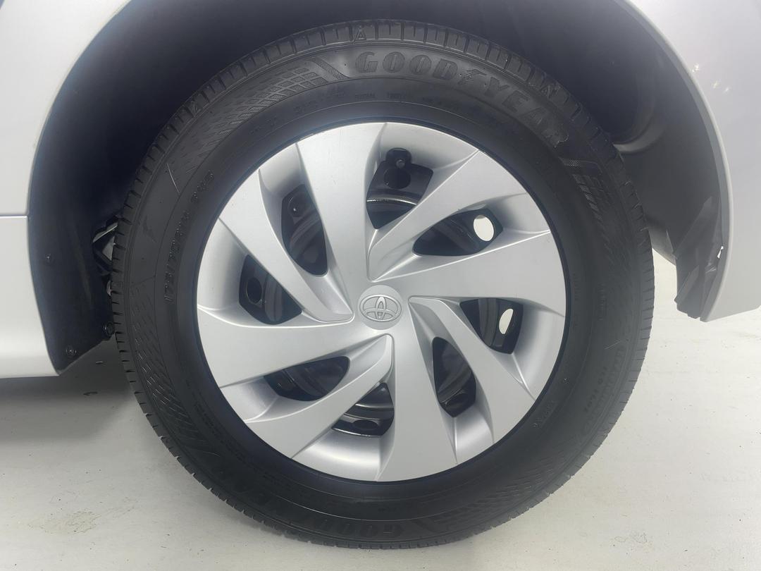 Photo '11' of Toyota Yaris