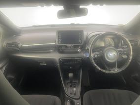 Photo '17' of Toyota Yaris