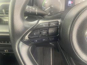 Photo '24' of Toyota Yaris