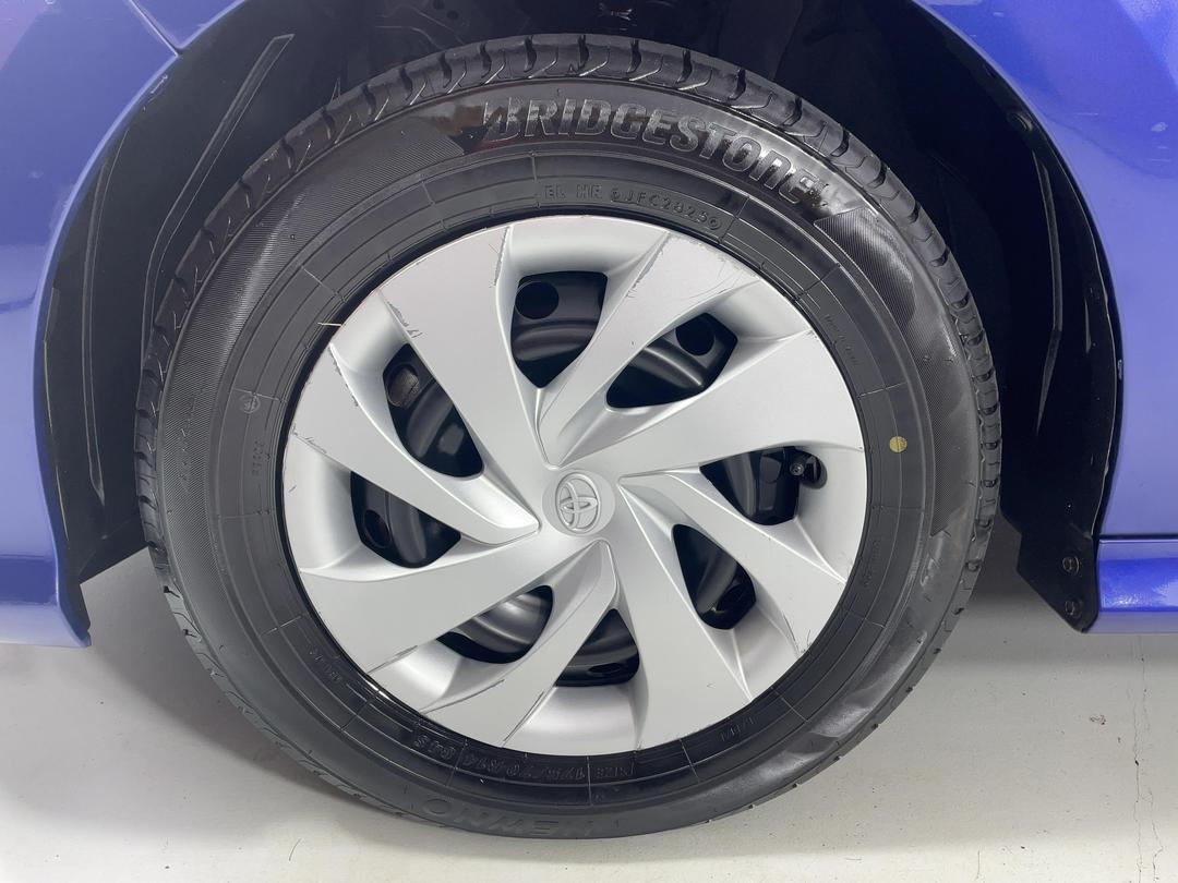 Photo '10' of Toyota Yaris
