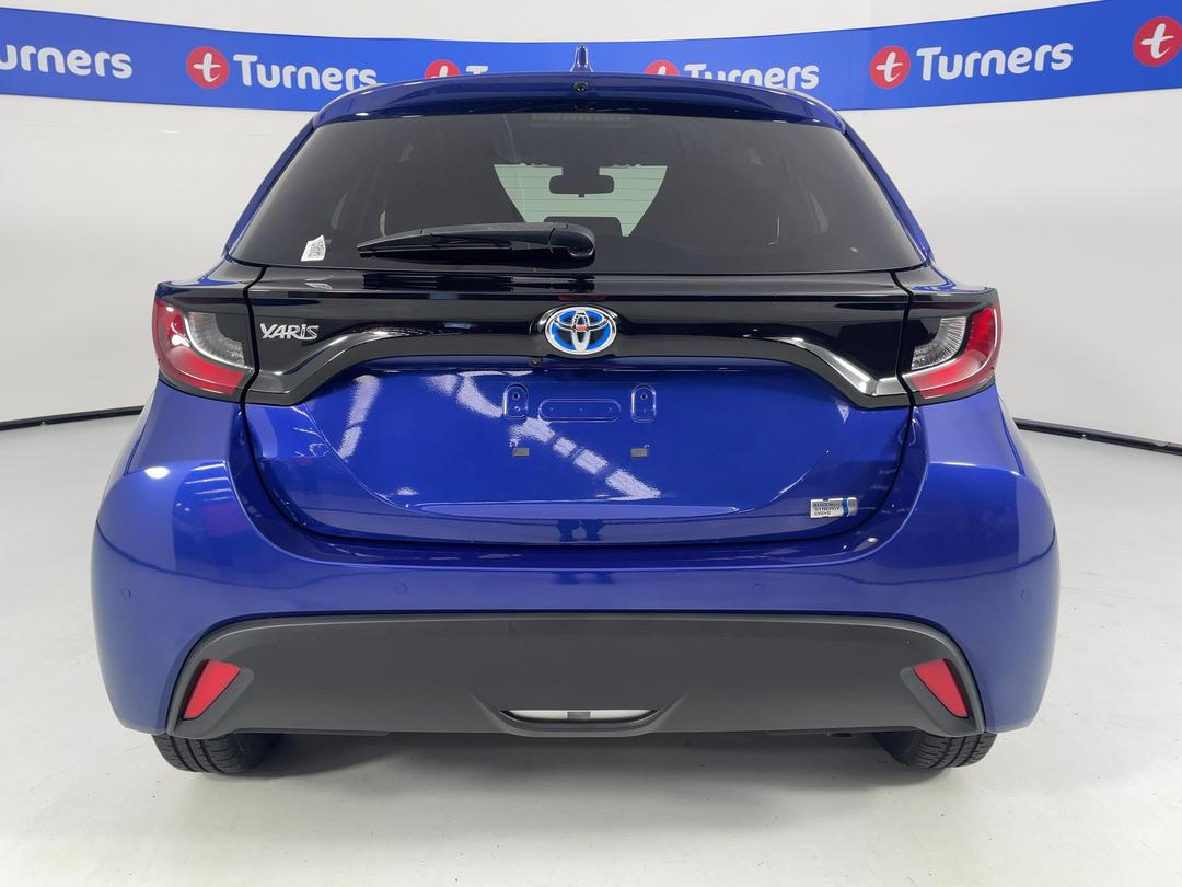 Photo '6' of Toyota Yaris