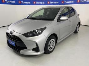 Photo '4' of Toyota Yaris