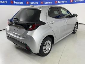 Photo '7' of Toyota Yaris