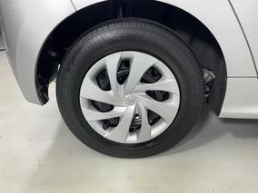 Photo '12' of Toyota Yaris