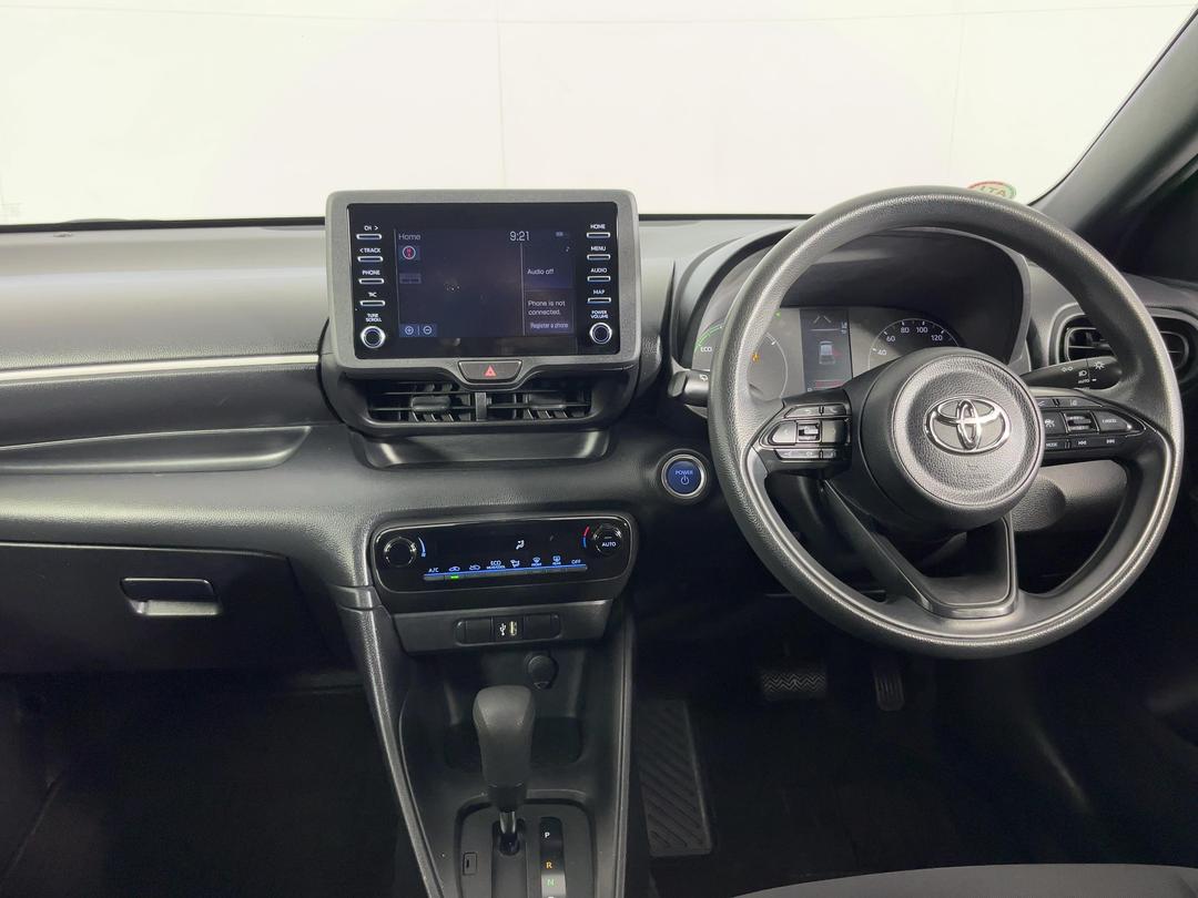 Photo '17' of Toyota Yaris