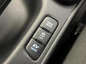 Photo '26' of Toyota Yaris