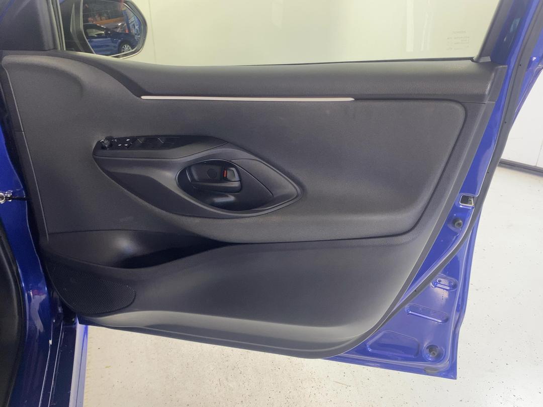 Photo '15' of Toyota Yaris