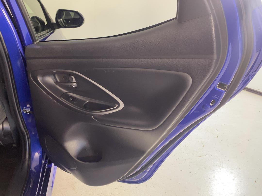 Photo '19' of Toyota Yaris