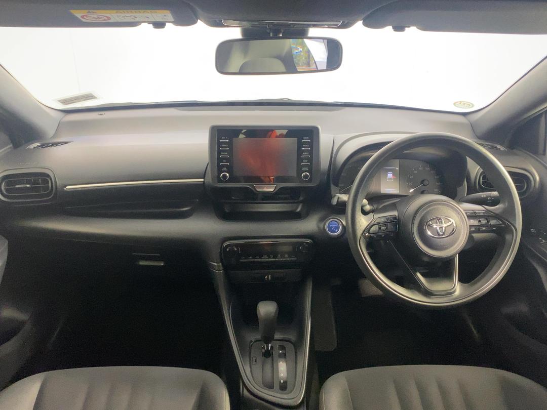 Photo '17' of Toyota Yaris