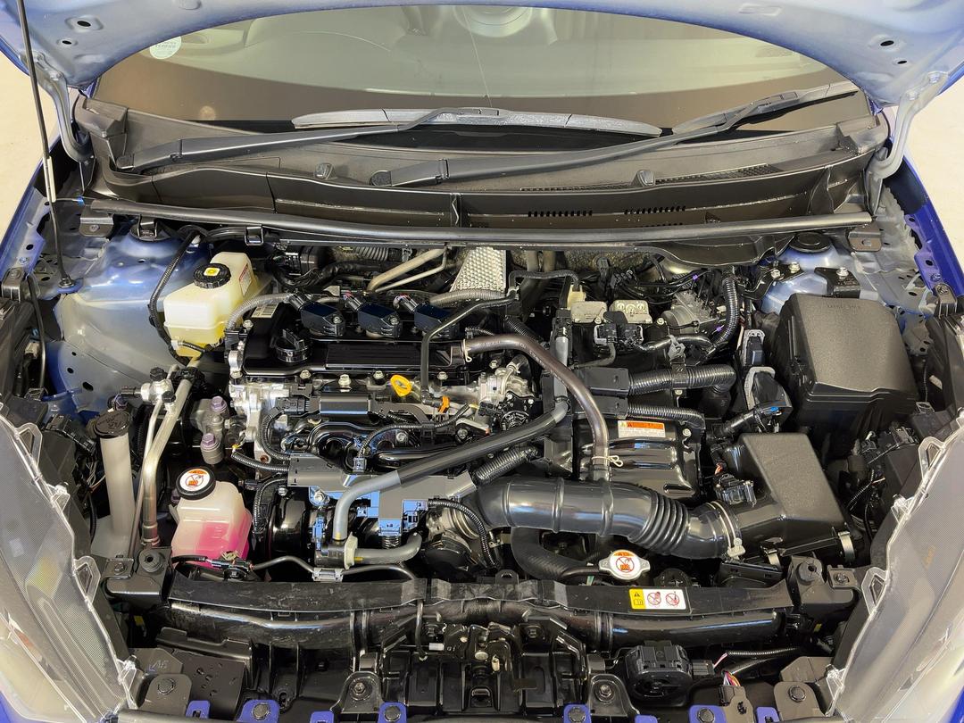 Photo '13' of Toyota Yaris