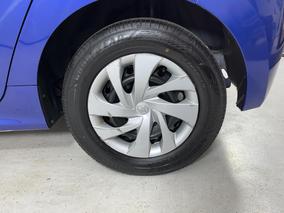 Photo '11' of Toyota Yaris