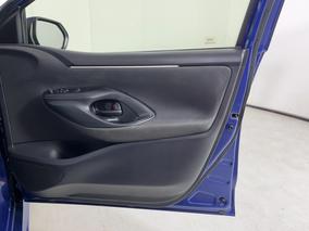 Photo '15' of Toyota Yaris