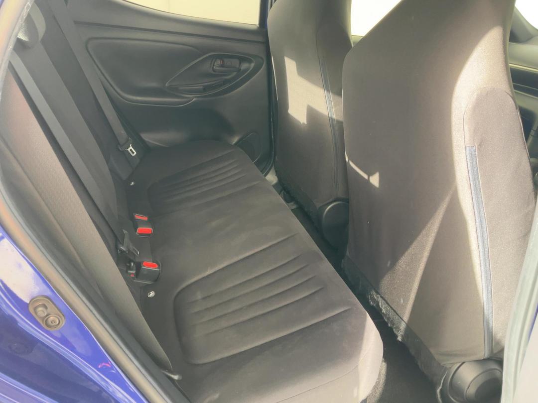 Photo '20' of Toyota Yaris