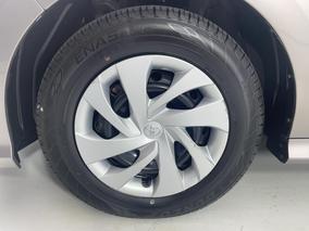 Photo '10' of Toyota Yaris