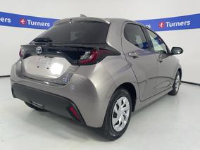 Photo '7' of Toyota Yaris