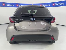 Photo '6' of Toyota Yaris