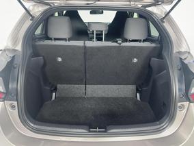 Photo '14' of Toyota Yaris