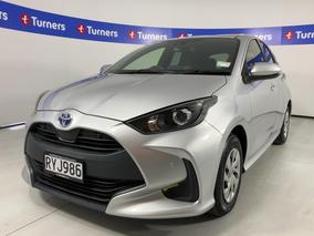 Photo '4' of Toyota Yaris