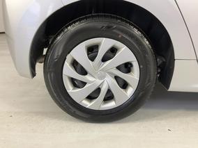 Photo '12' of Toyota Yaris