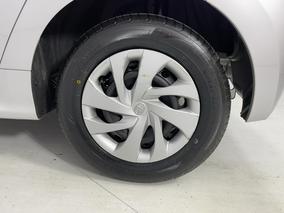 Photo '11' of Toyota Yaris