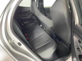 Photo '20' of Toyota Yaris
