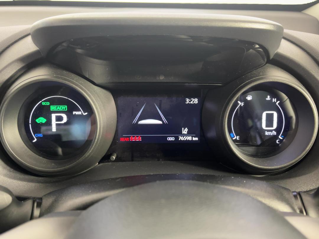 Photo '21' of Toyota Yaris
