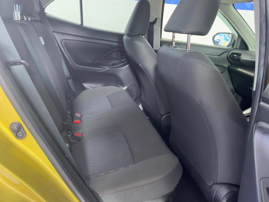 Photo '20' of Toyota Yaris