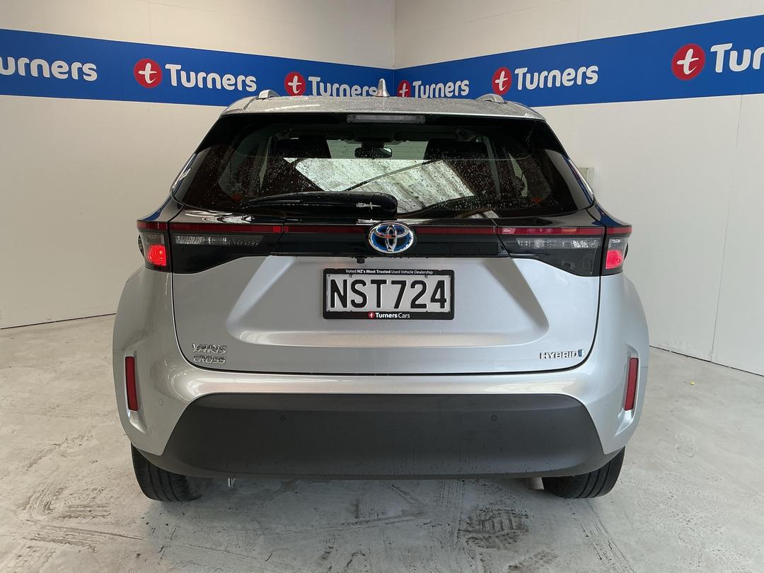 Photo '6' of Toyota Yaris Cross