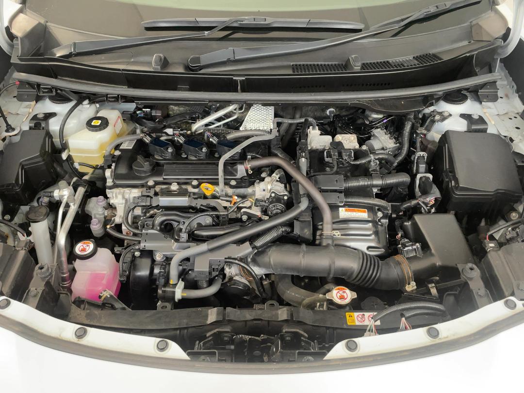 Photo '13' of Toyota Yaris Cross