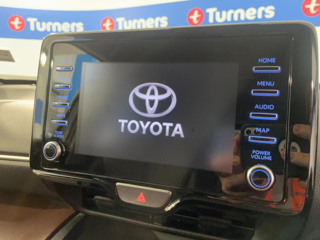 Photo '28' of Toyota Yaris Cross