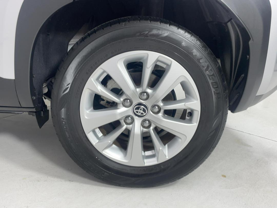 Photo '11' of Toyota Yaris Cross