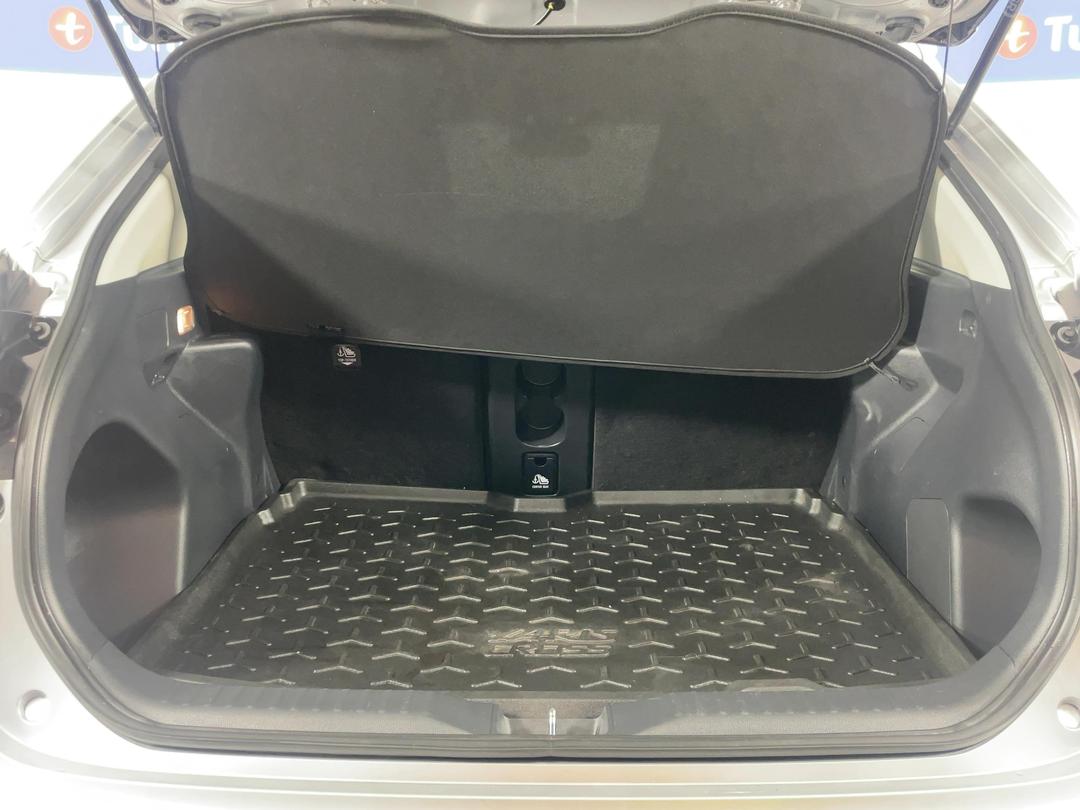 Photo '14' of Toyota Yaris Cross