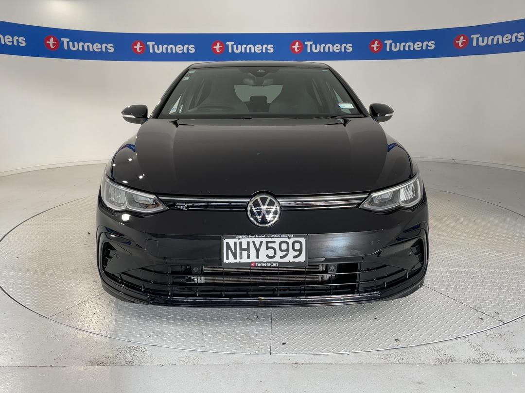 Photo '2' of Volkswagen Golf