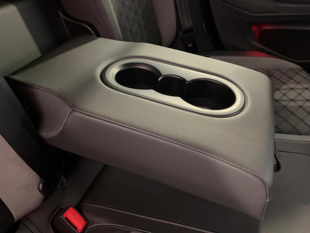 Photo '23' of Volkswagen Golf