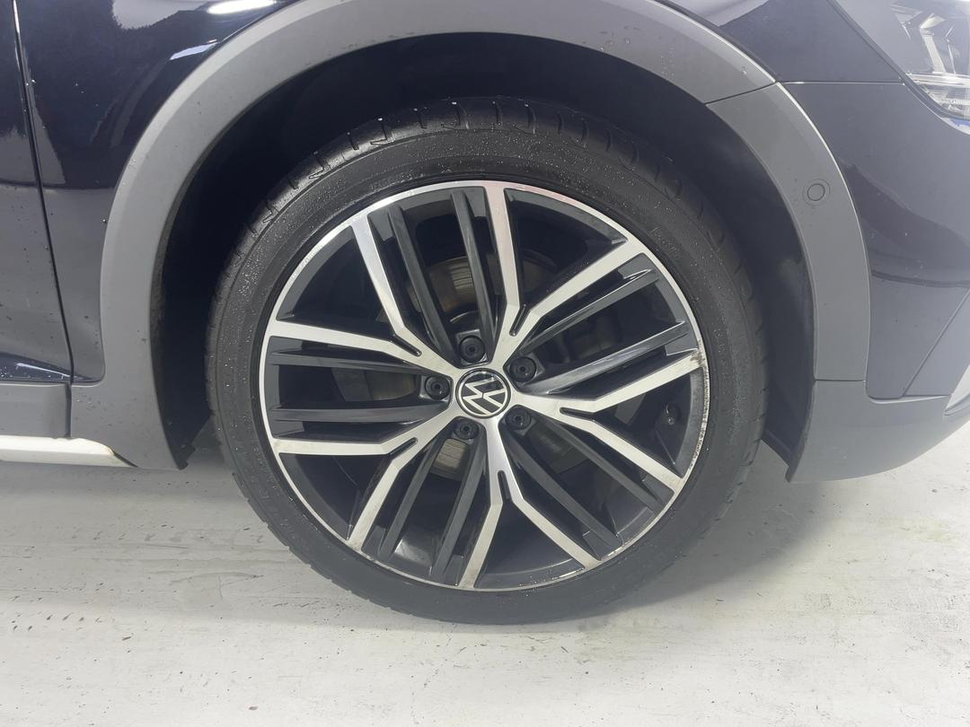 Photo '9' of Volkswagen Passat