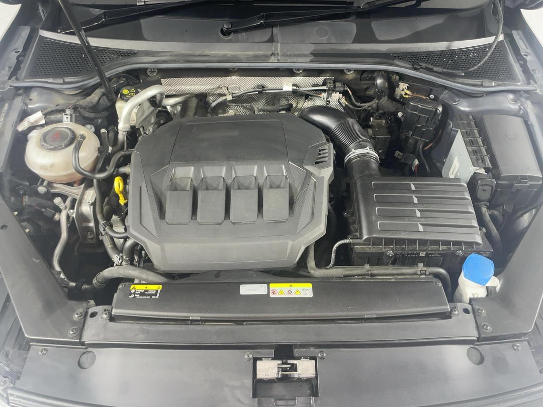 Photo '13' of Volkswagen Passat