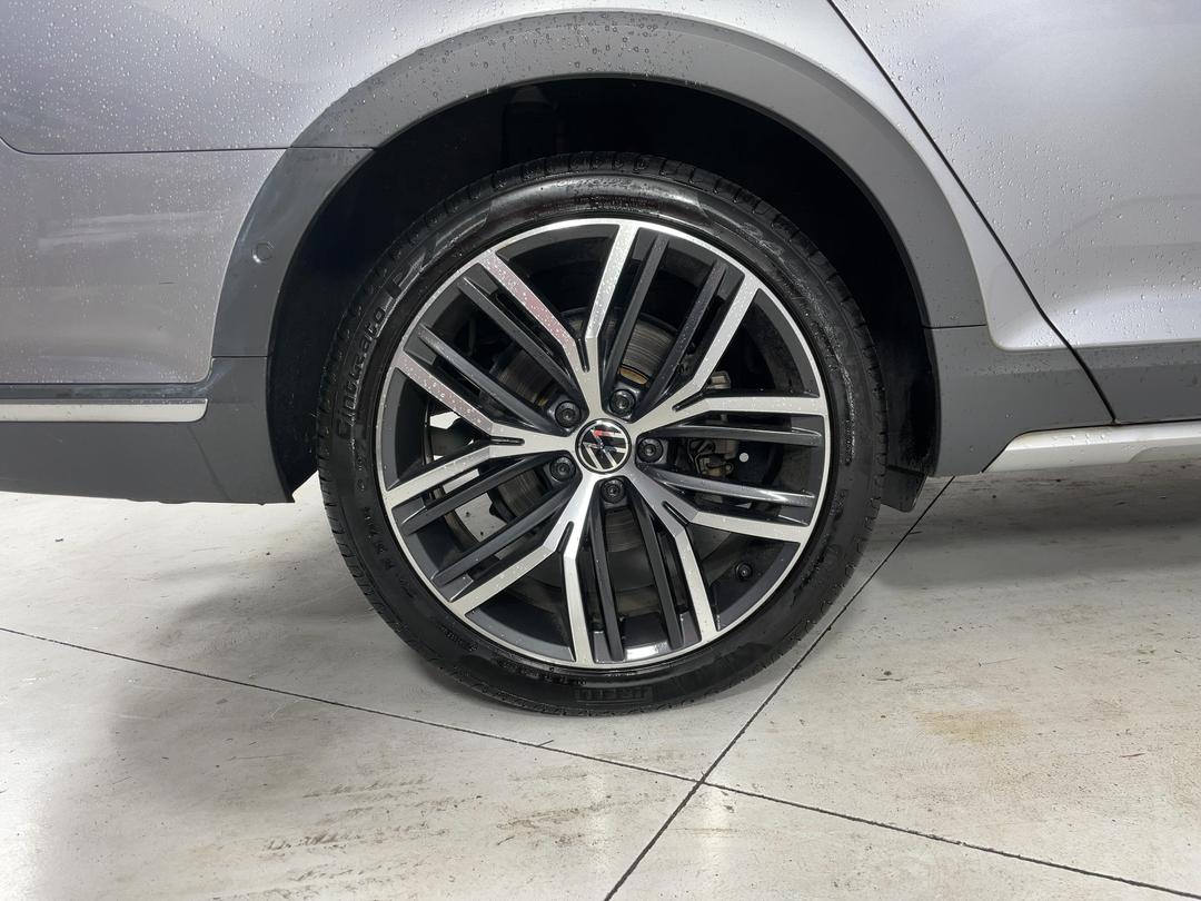 Photo '12' of Volkswagen Passat