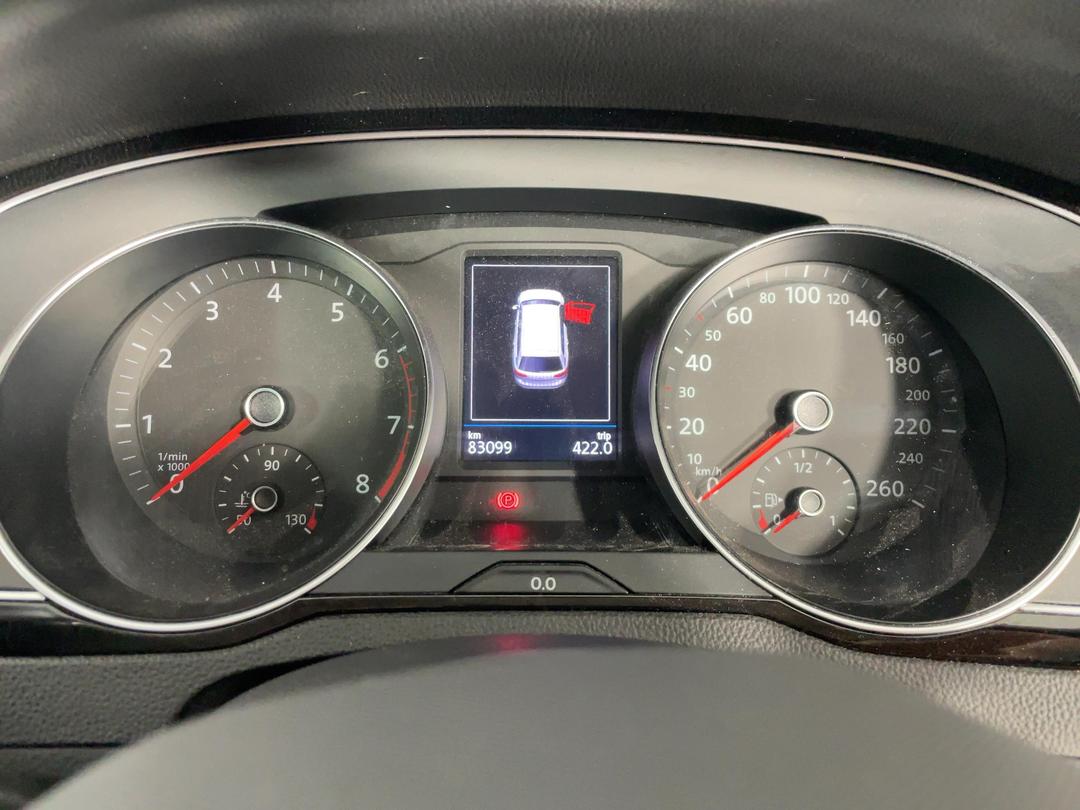 Photo '21' of Volkswagen Passat