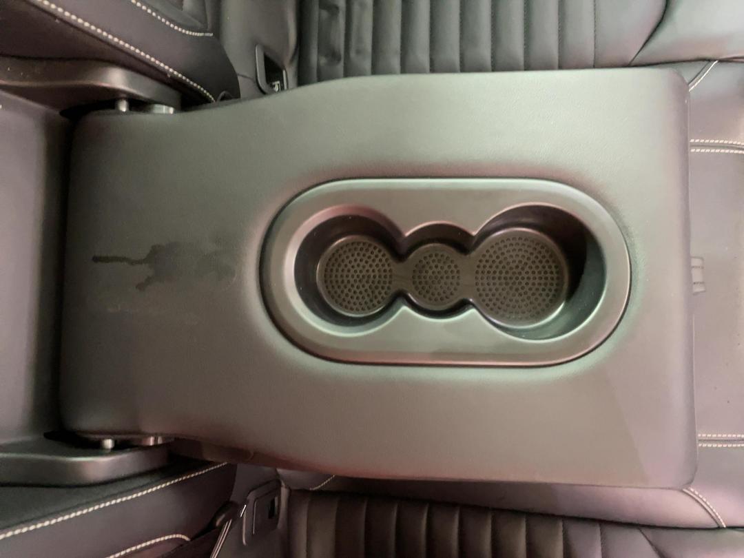 Photo '25' of Volkswagen Passat