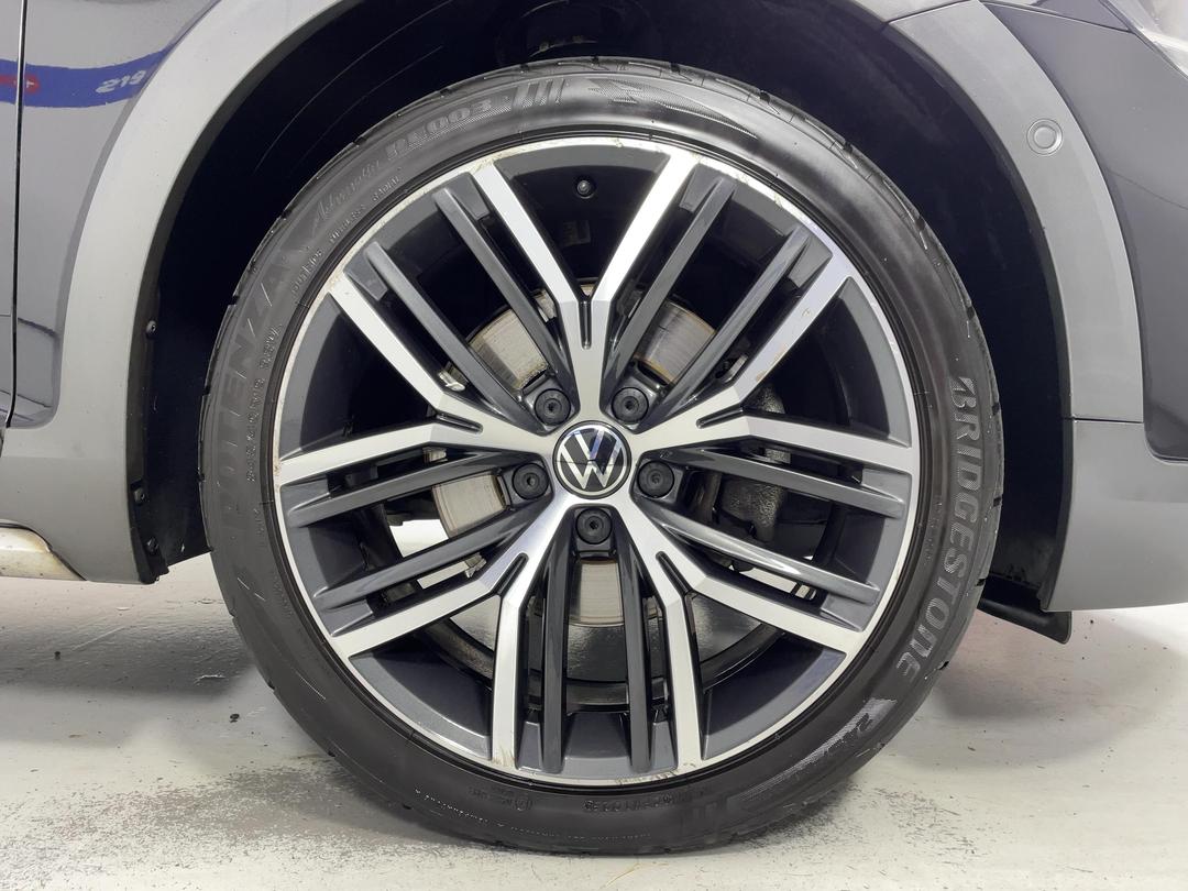 Photo '9' of Volkswagen Passat