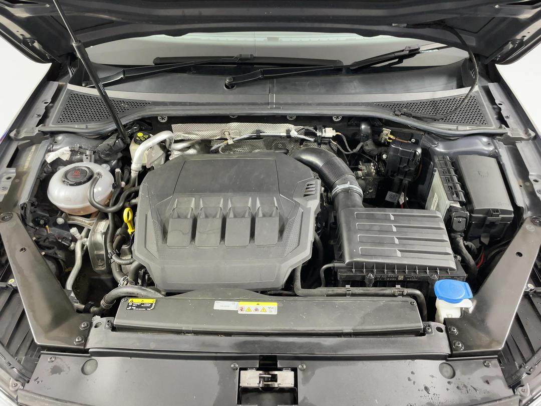Photo '13' of Volkswagen Passat