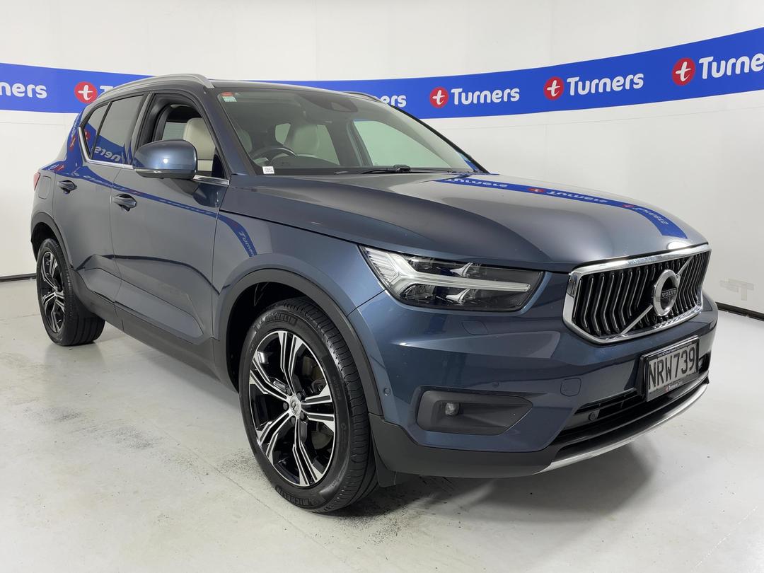 Photo '1' of Volvo XC40