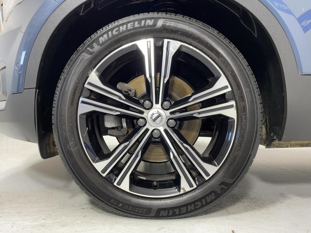 Photo '10' of Volvo XC40