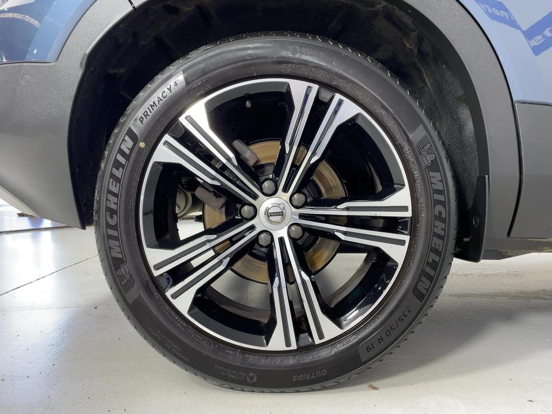 Photo '12' of Volvo XC40