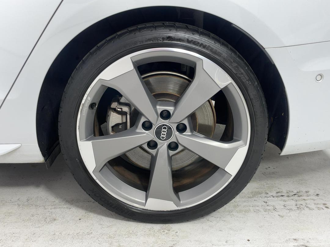 Photo '11' of Audi A4