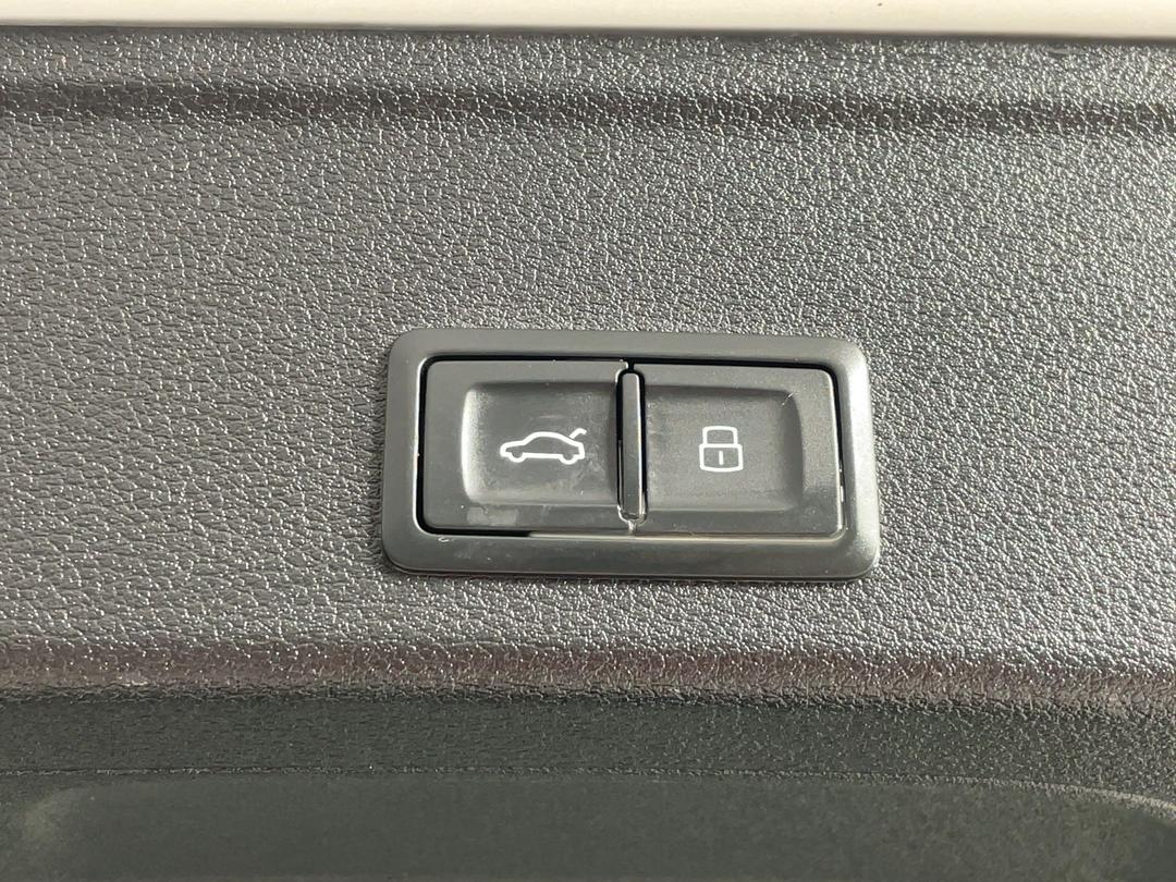 Photo '23' of Audi A4
